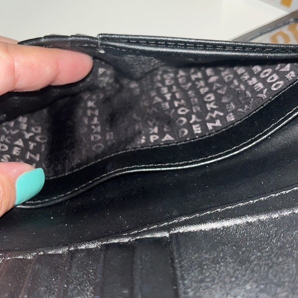 Kate Spade New York Grand Street Colorblock Stacy Wallet Warm Beige/Black - Picture 7 of 14